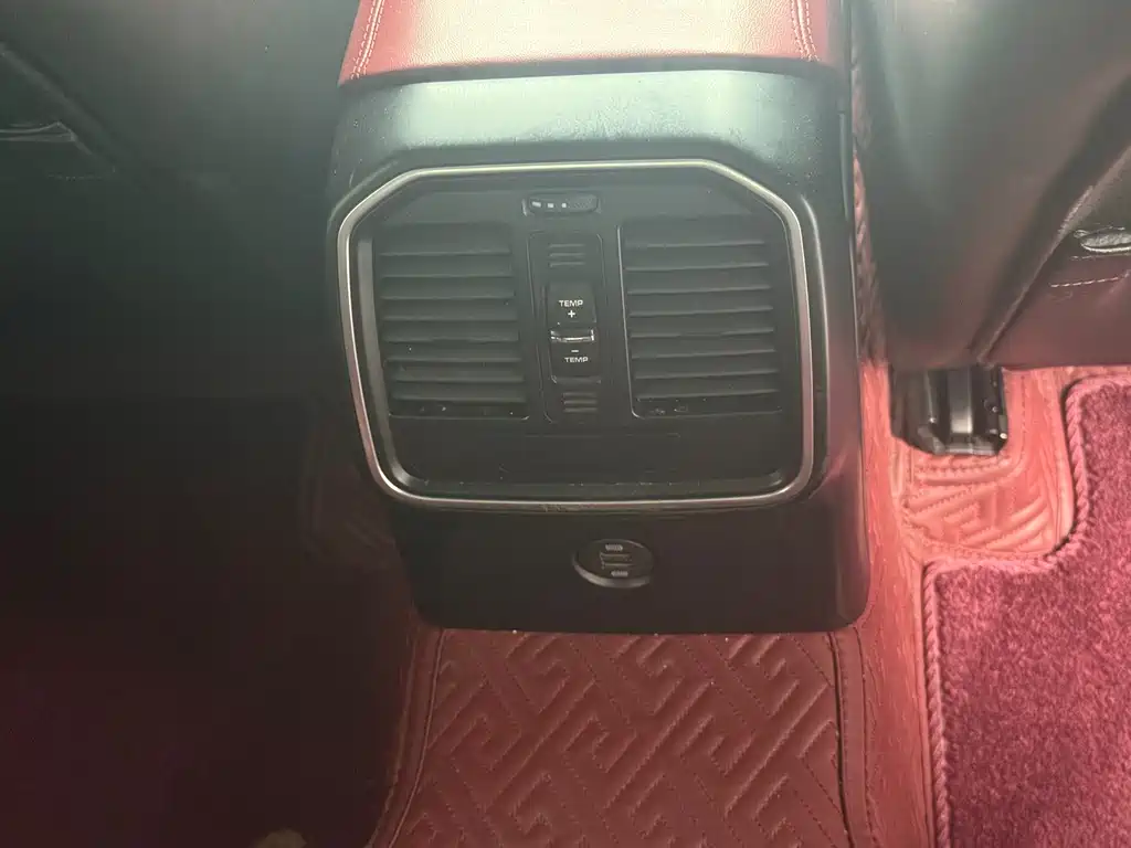 Porsche Macan 2021 — фото 19