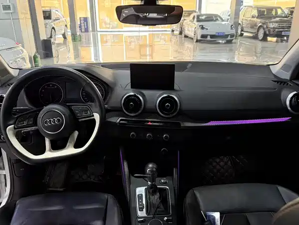 Audi Q2L 2022