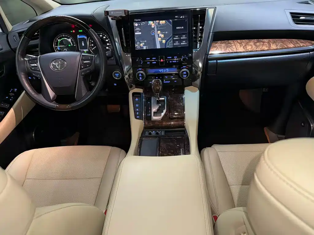 Toyota Alphard 2021 — фото 8