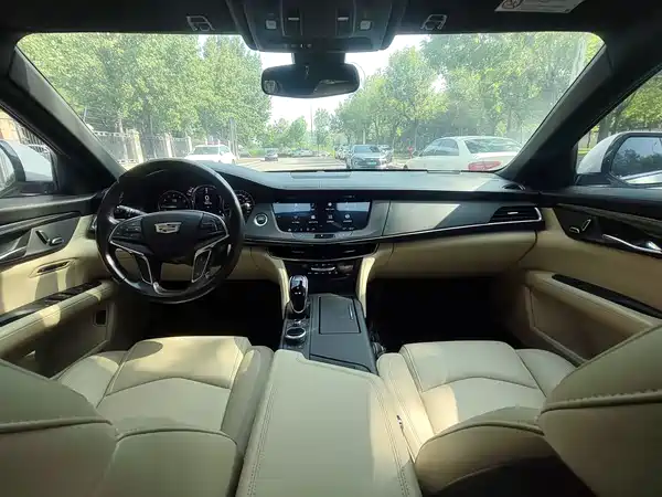 Cadillac CT6 2021