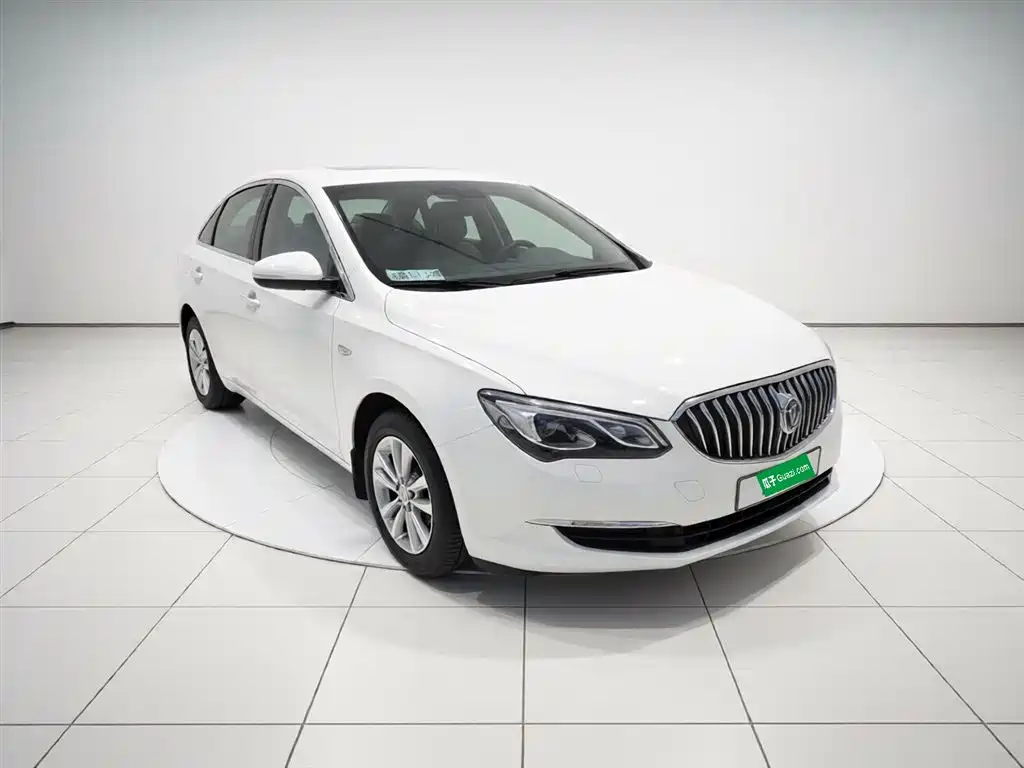 Buick Excelle 2017 — фото 4