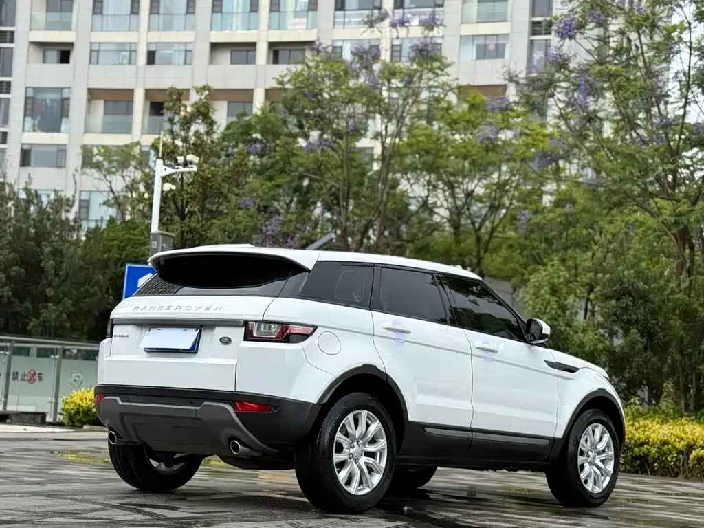 Land Rover Evoque 2017 — фото 7