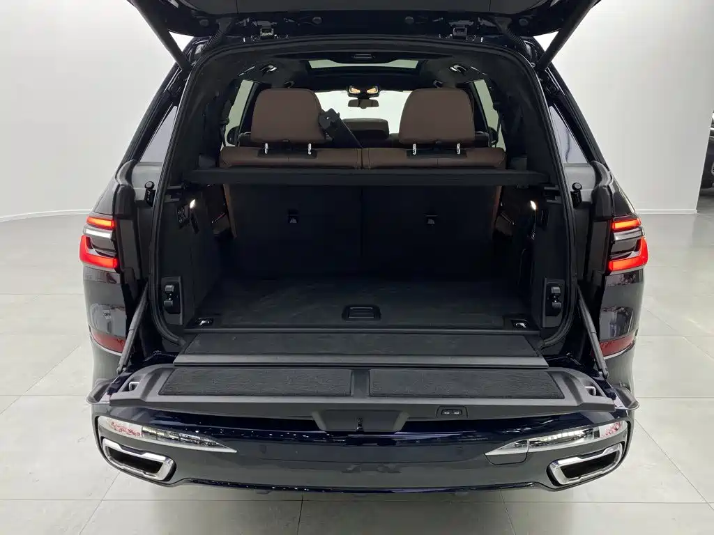BMW X7 2023 — фото 34