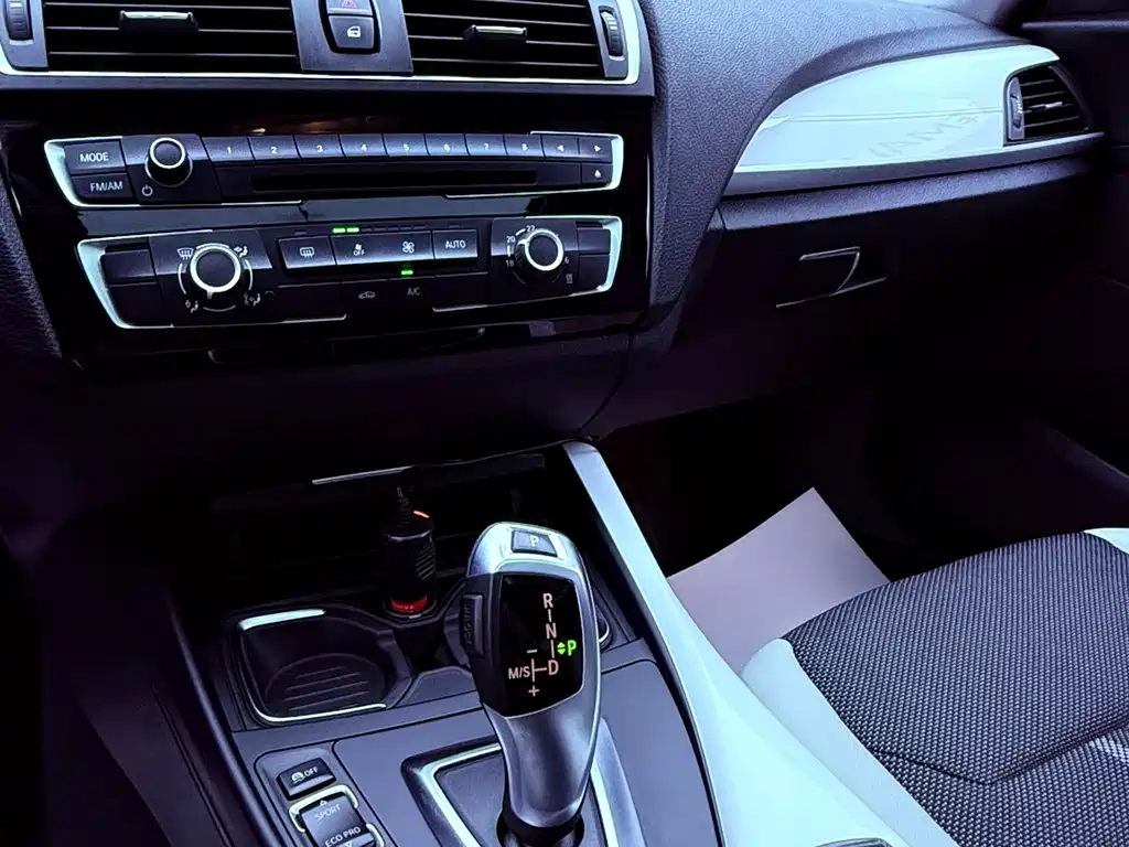 BMW 1 Series 2016 — фото 13