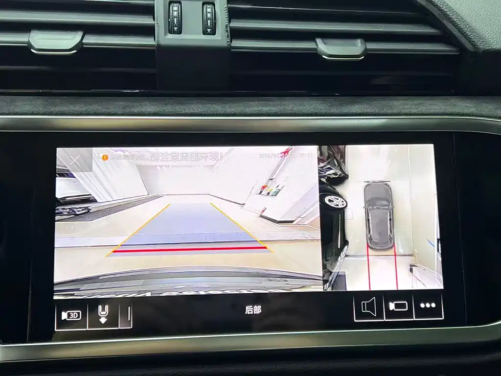 Audi Q3 2022 — фото 16