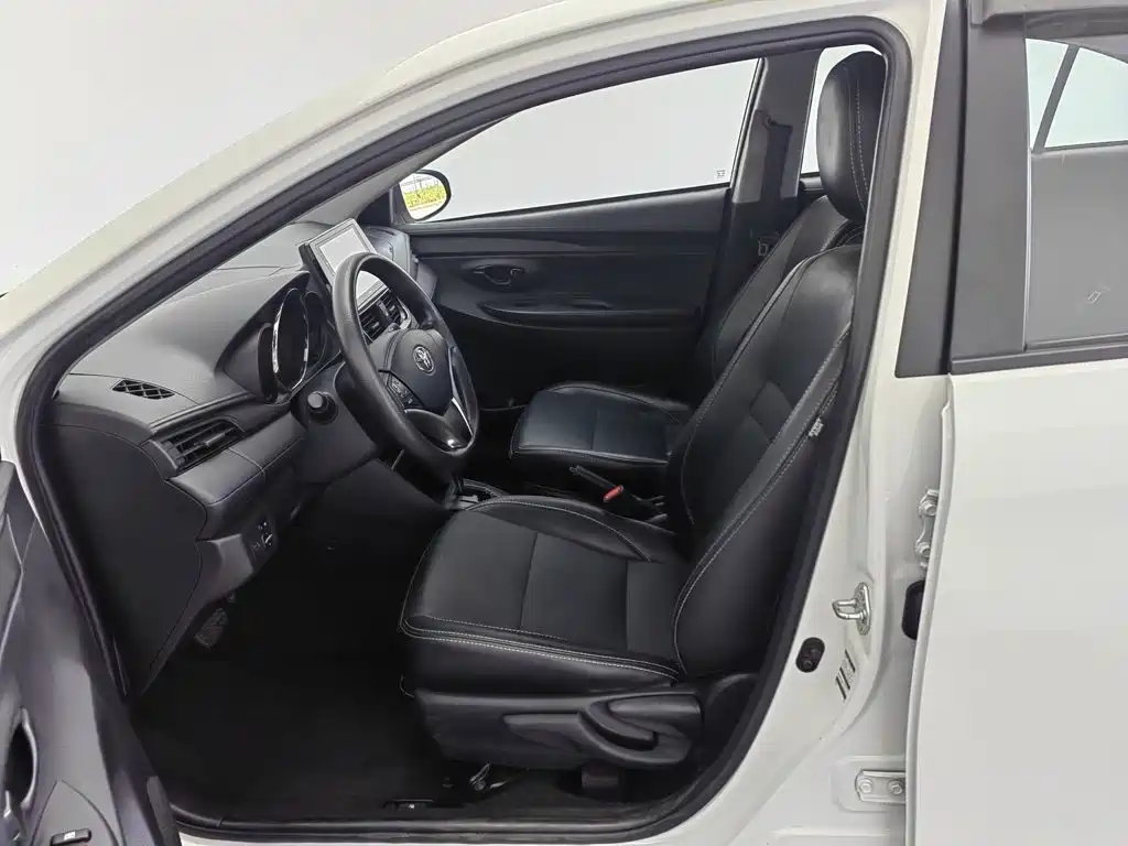 Toyota Vios 2023 — фото 10