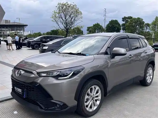 Toyota Frontlander 2024
