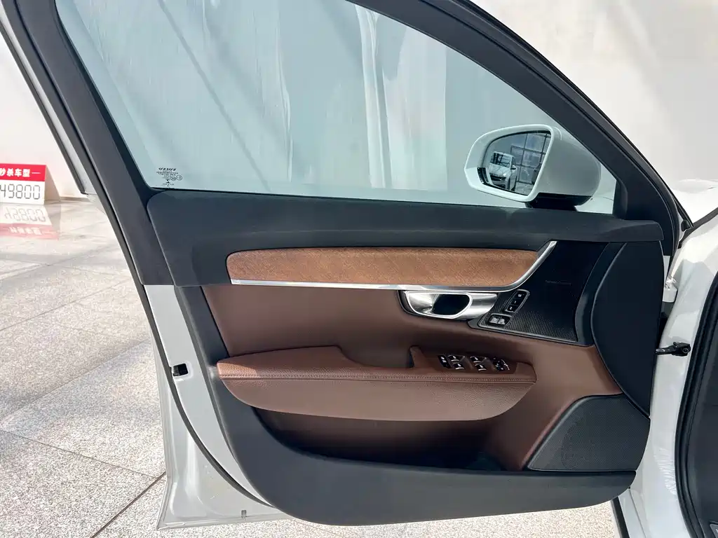 Volvo S90 2019 — фото 18