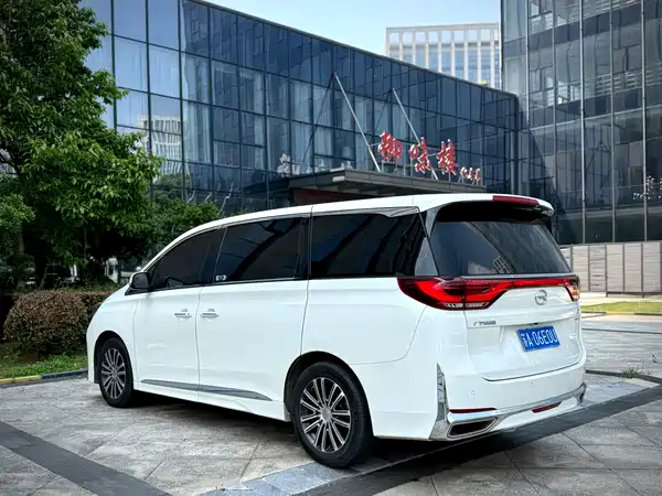 GAC Trumpchi M8 2021