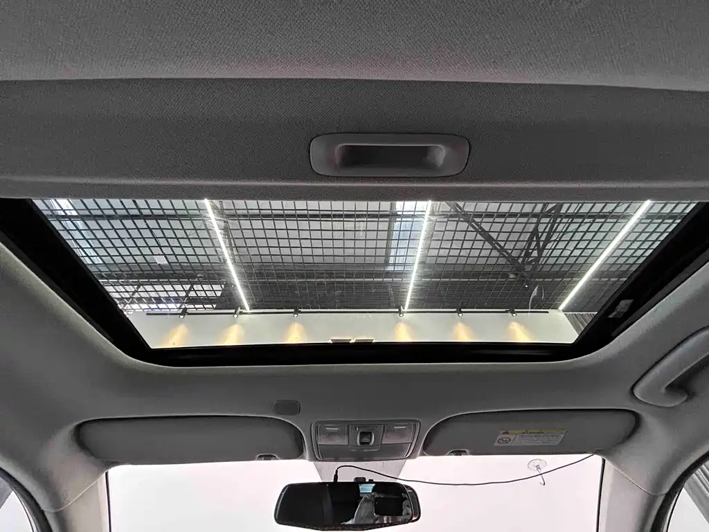 Kia KX Cross 2019 — фото 14