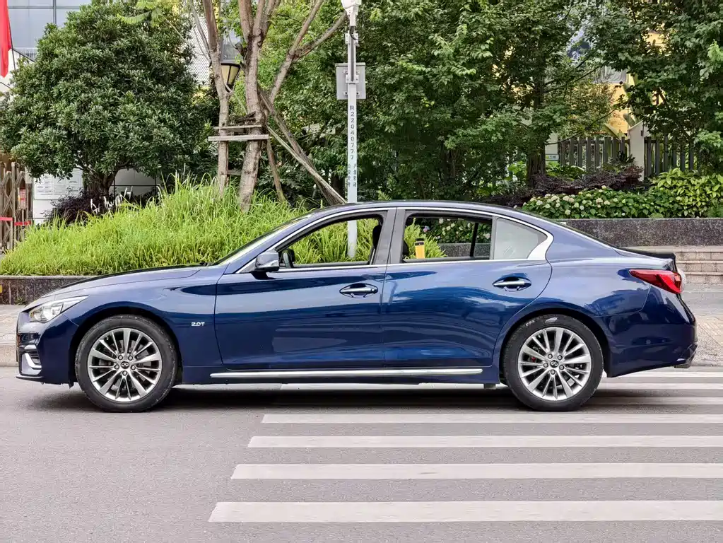 Infiniti Q50L 2019 — фото 3