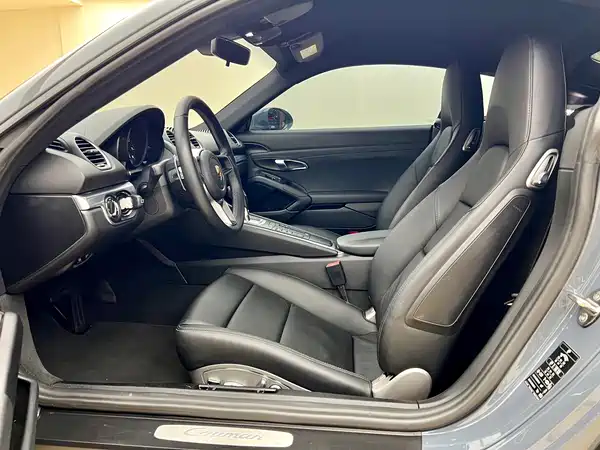 Porsche 718 2017