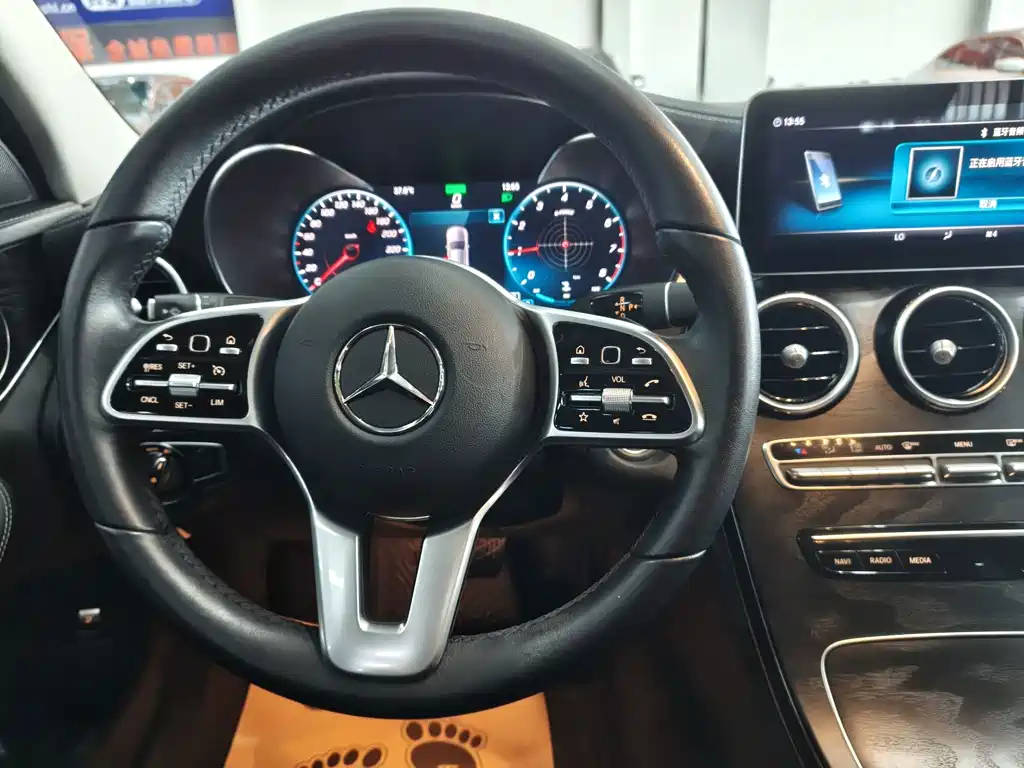 Mercedes-Benz C-Class 2019 — фото 12