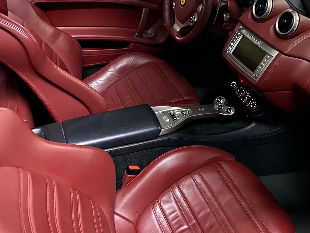 Ferrari California T 2011 — фото 27
