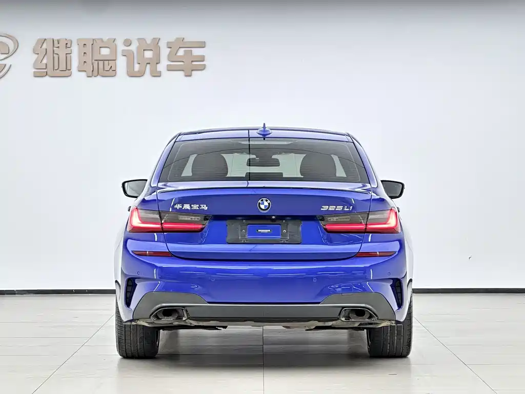 BMW 3 Series 2019 — фото 9