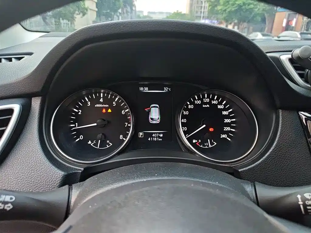Nissan Qashqai 2021 — фото 12