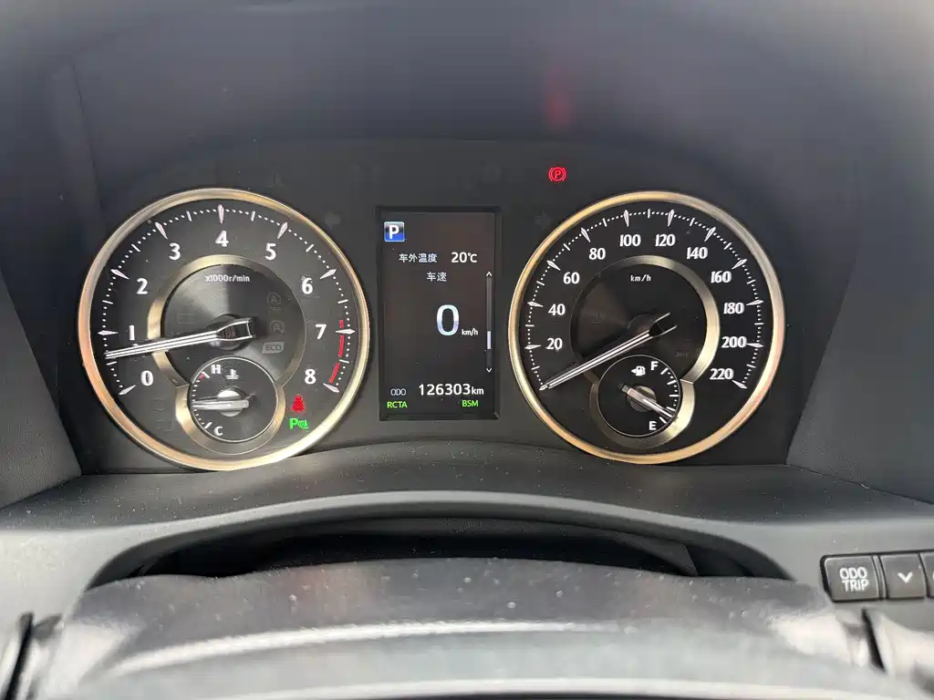 Toyota Alphard 2019 — фото 16