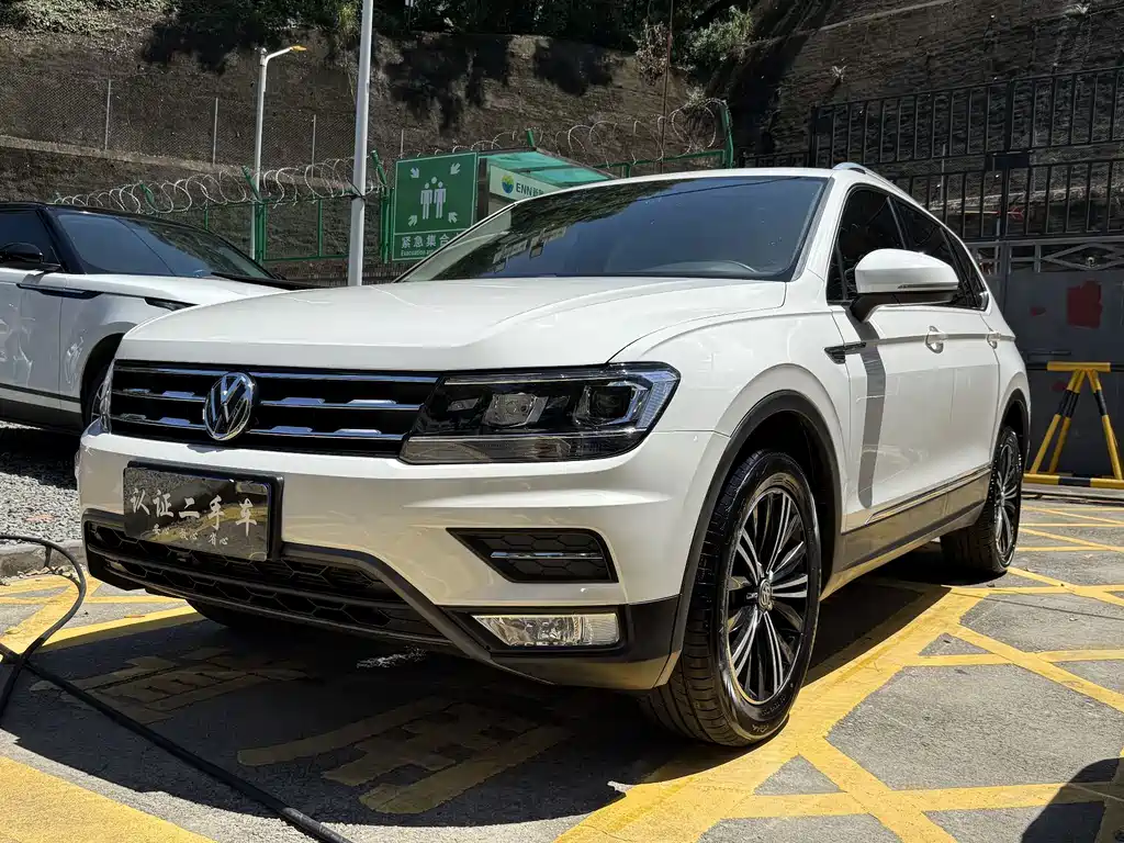 Volkswagen Tiguan L 2020