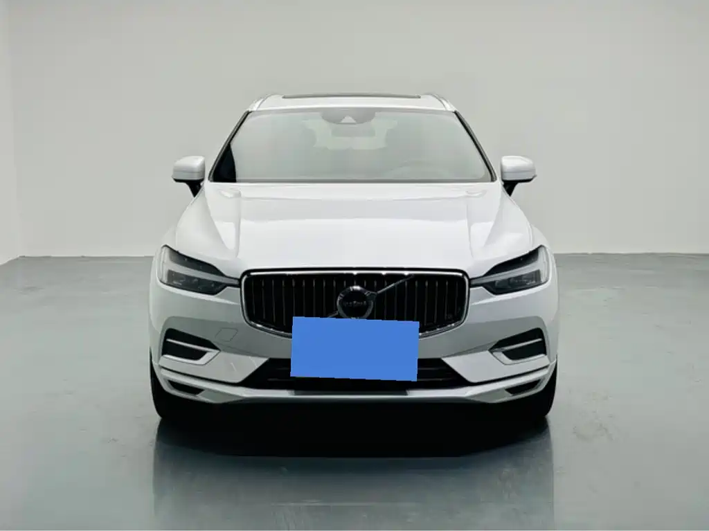 Volvo XC60 2021 — фото 2
