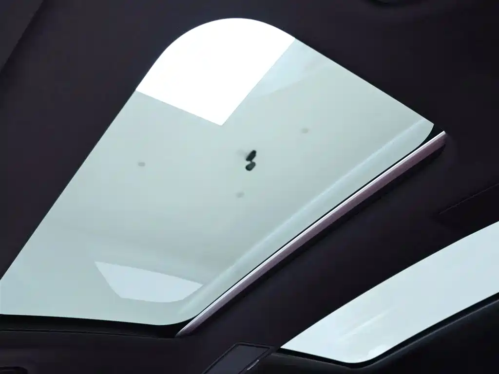 Porsche Panamera 2020 — фото 19