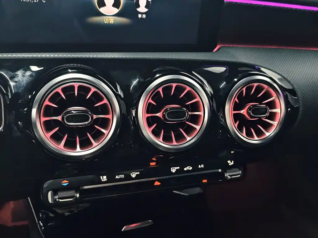 Mercedes-Benz A-Class 2026 — фото 17