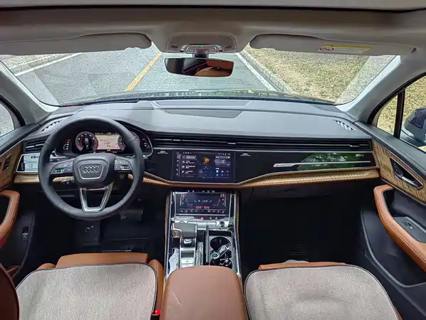 Audi Q7 2025