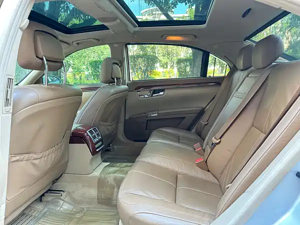 Mercedes-Benz S-Class 2008