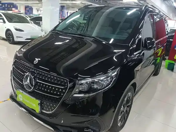 Mercedes-Benz V-Class 2025