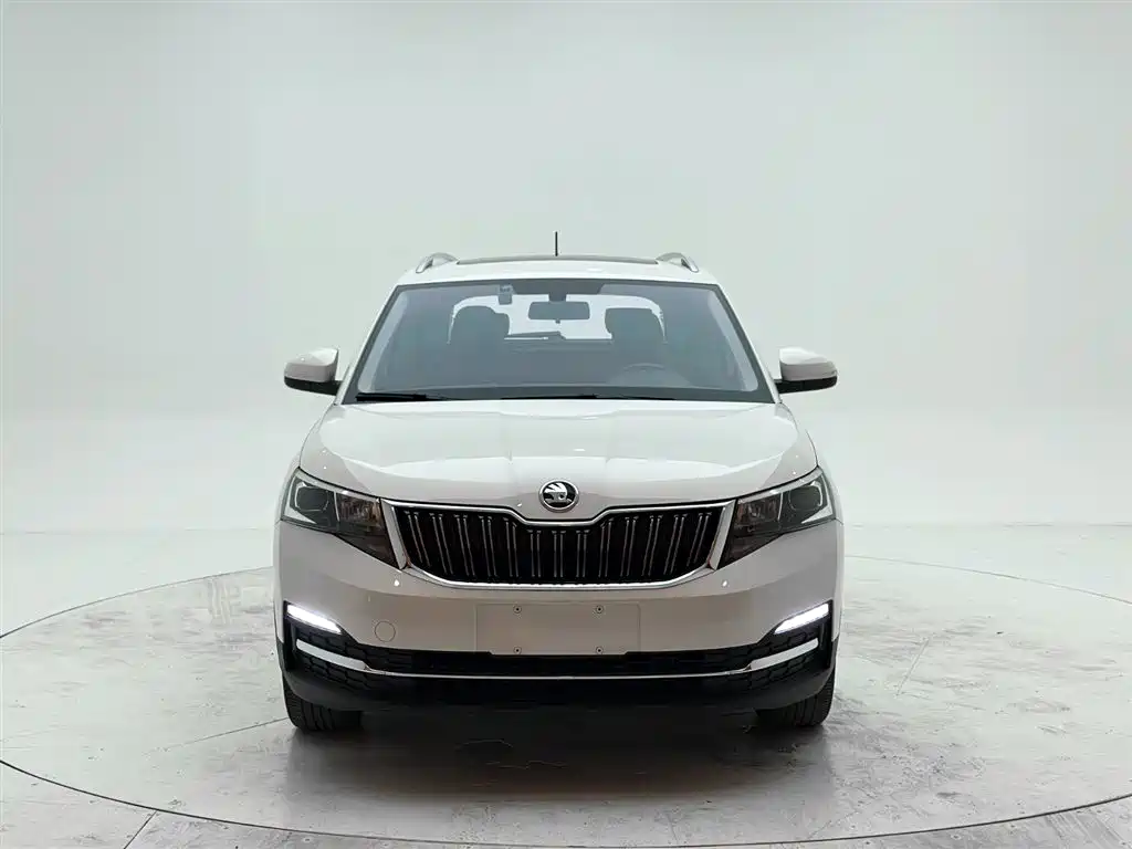 Skoda Kamiq 2022 — фото 2