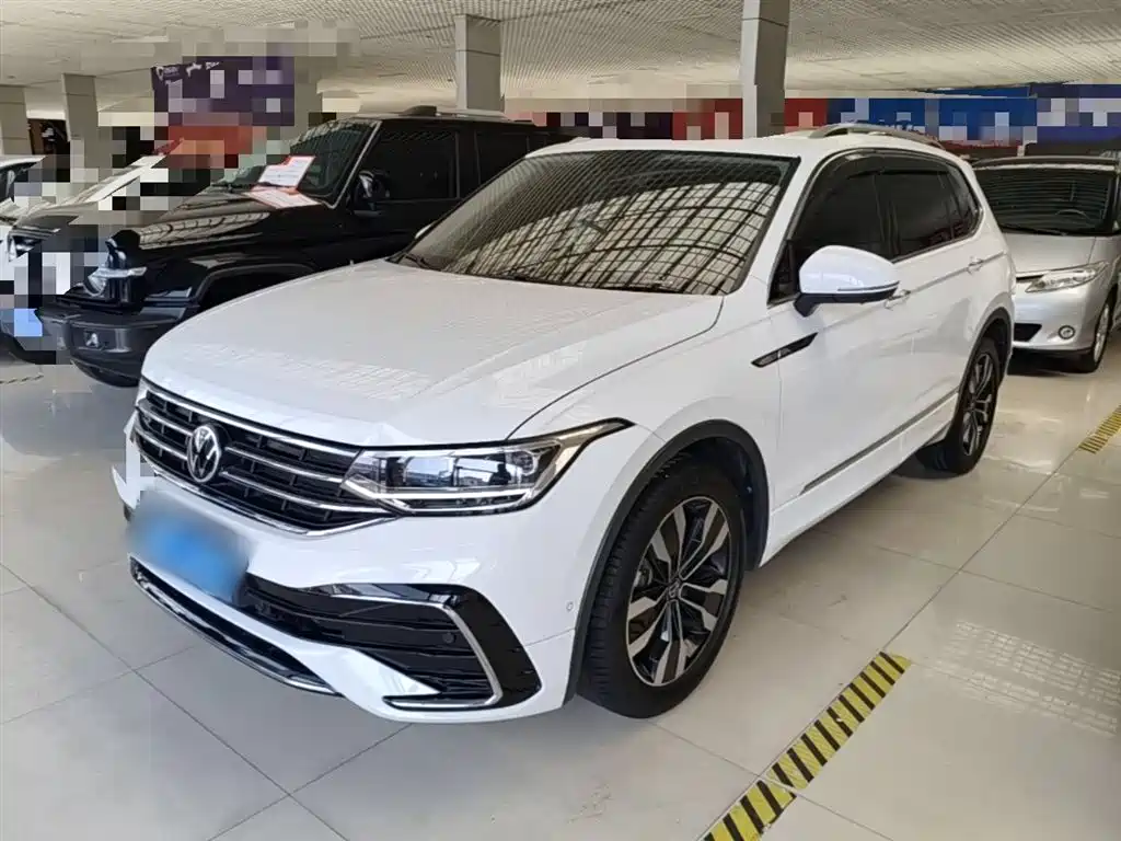 Volkswagen Tiguan L 2022 — фото 2