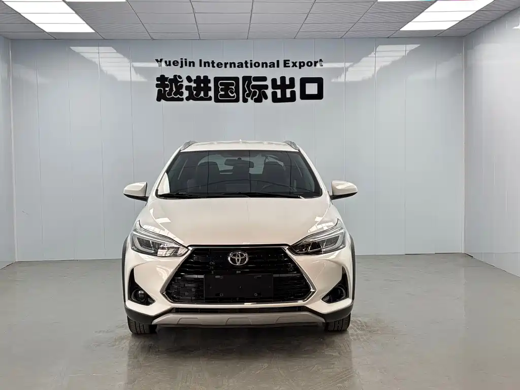Toyota Yaris L 2022