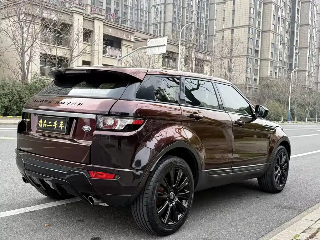 Land Rover Evoque 2015 — фото 7