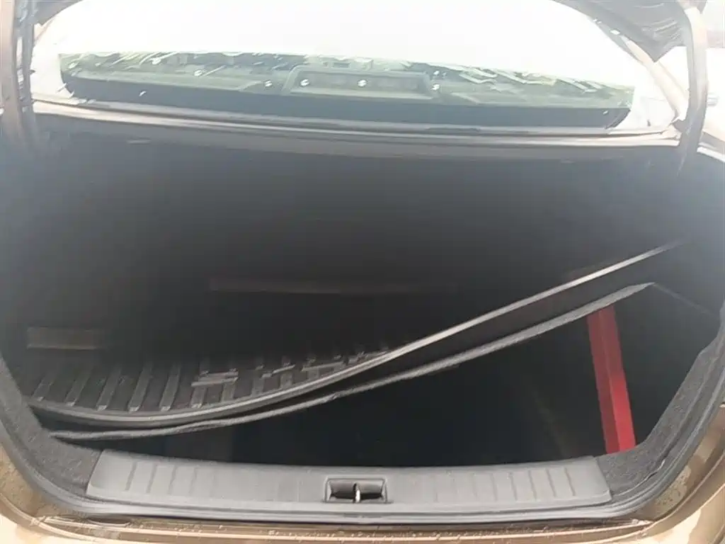 Nissan Sylphy 2015 — фото 19