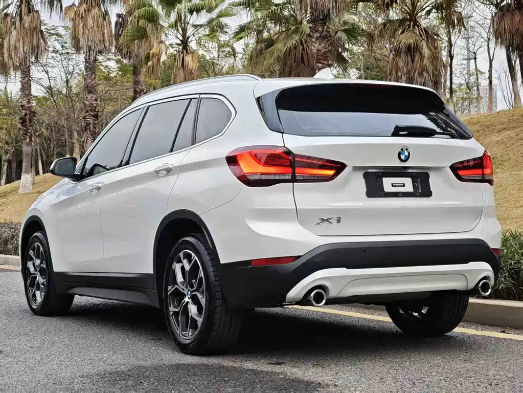 BMW X1 2021 — фото 14