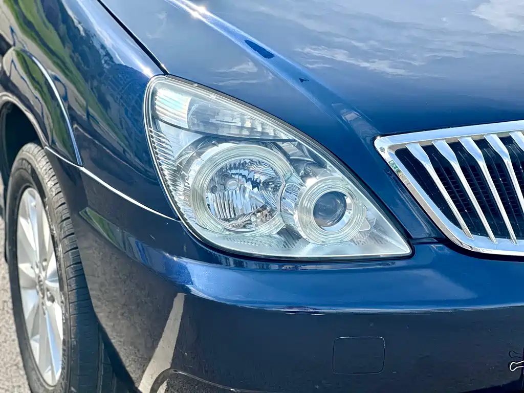Buick GL8 2011 — фото 13