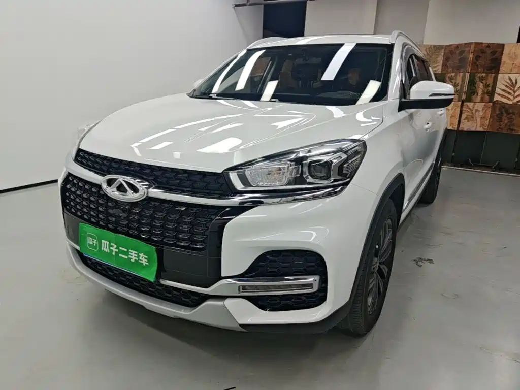 Chery Tiggo 8 2023 — фото 1