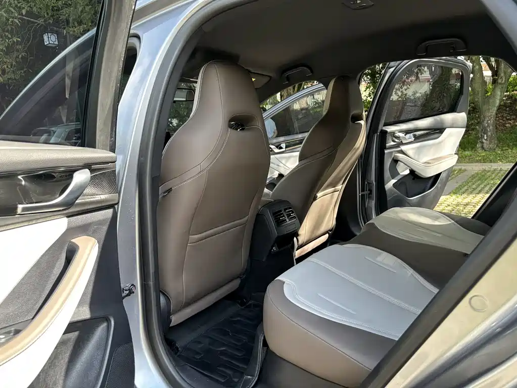 BYD Qin PLUS 2023 — фото 8