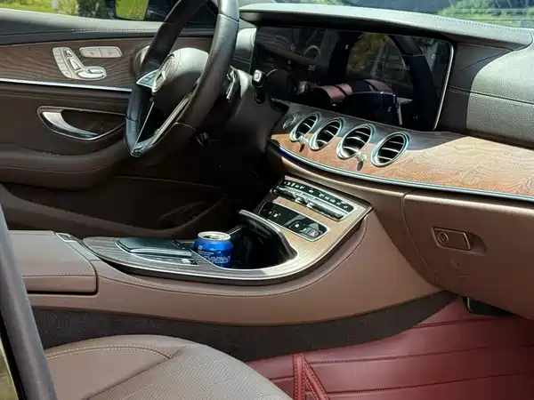 Mercedes-Benz E-Class 2021
