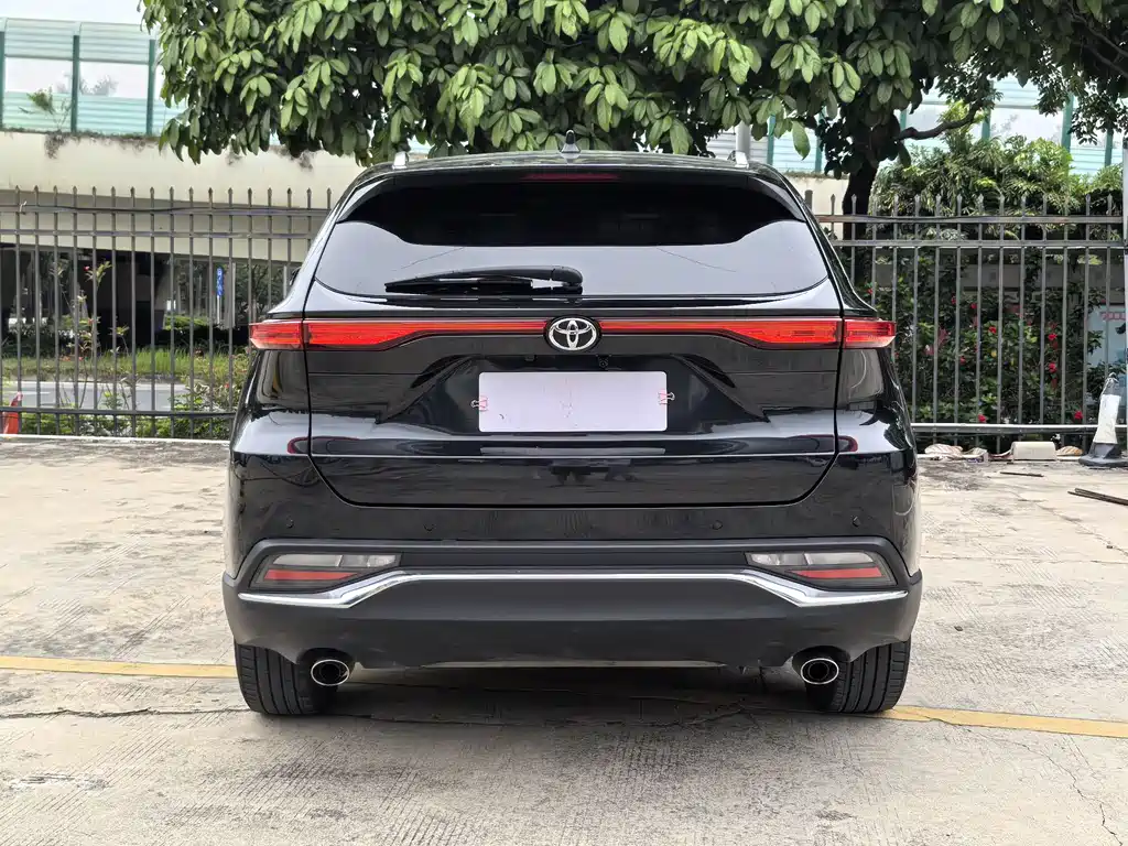Toyota Harrier 2022 — фото 4
