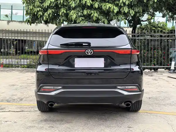 Toyota Harrier 2022