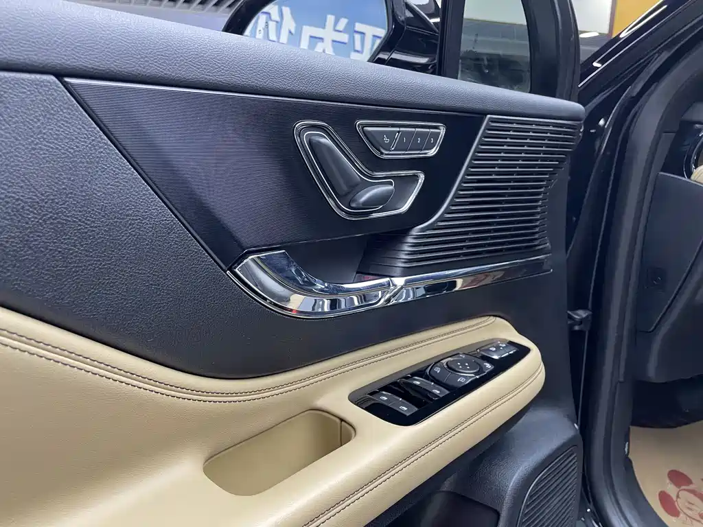 Lincoln Corsair 2020 — фото 10