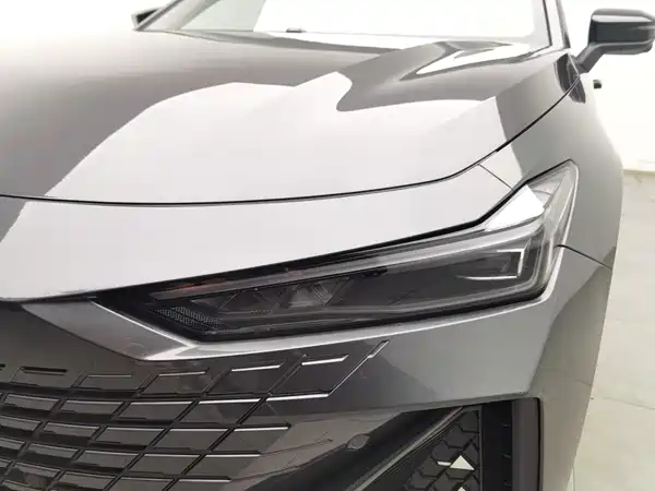 Changan UNI-V 2024