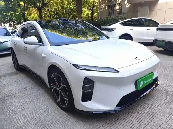 NIO ET5T 2025