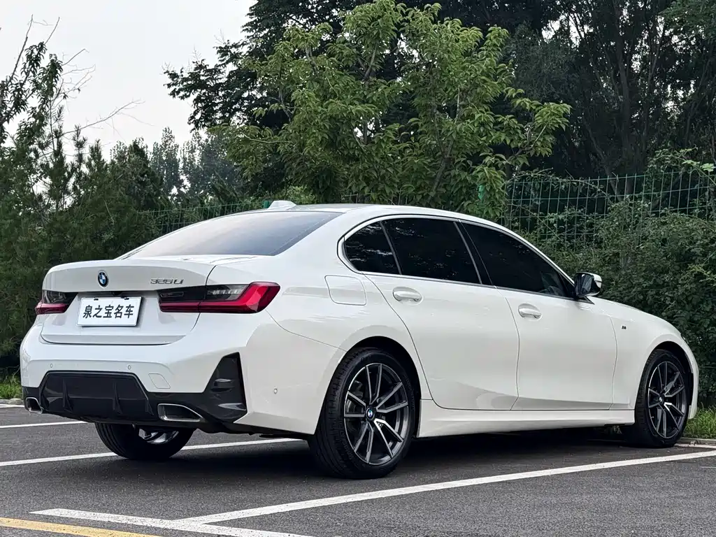 BMW 3 Series 2024