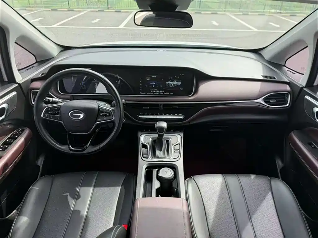 GAC Motor Trumpchi M6 2021 — фото 18
