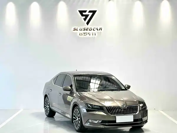 Skoda Superb 2016