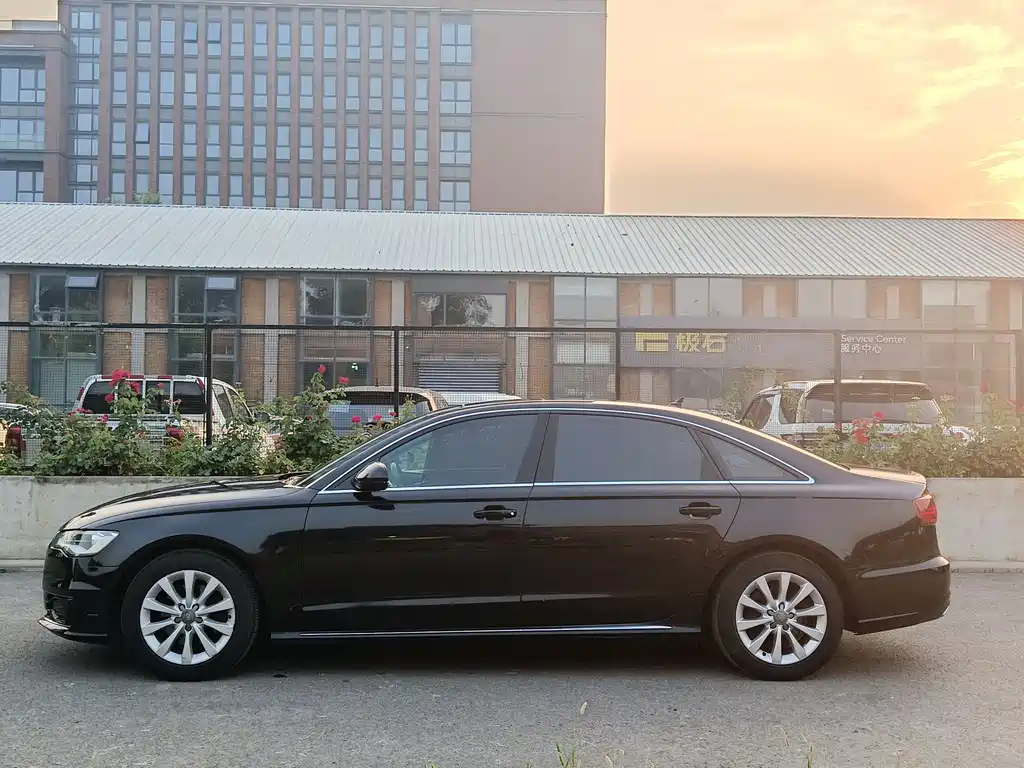Audi A6L 2016