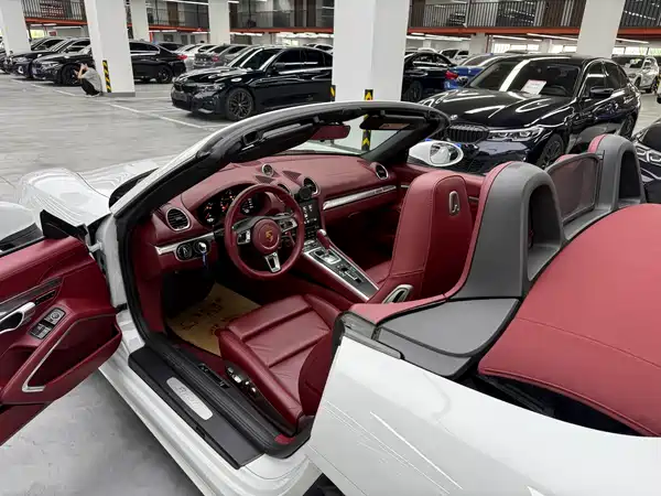 Porsche 718 2017