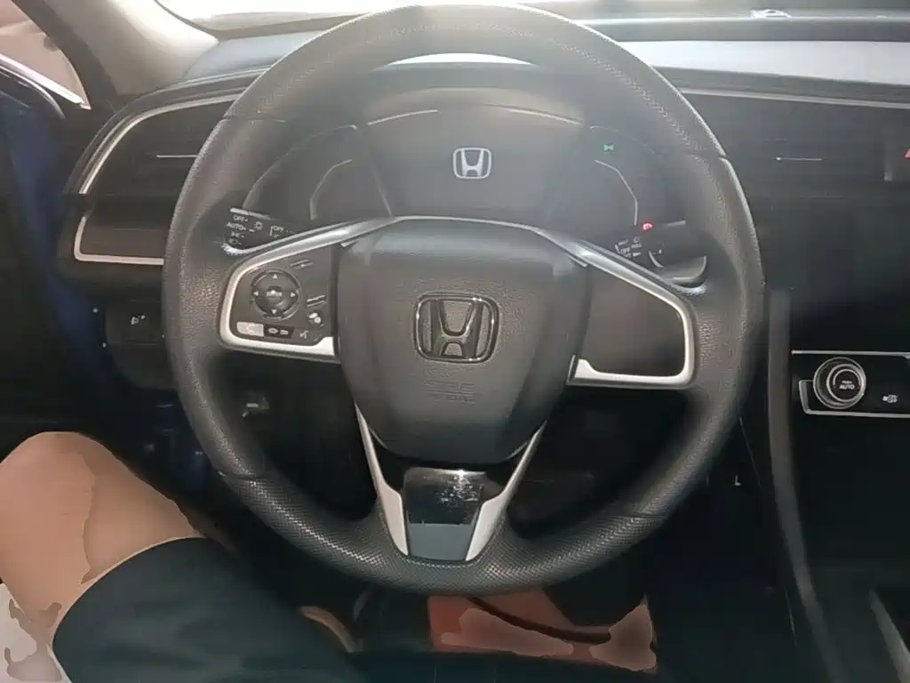 Honda Civic 2021 — фото 11