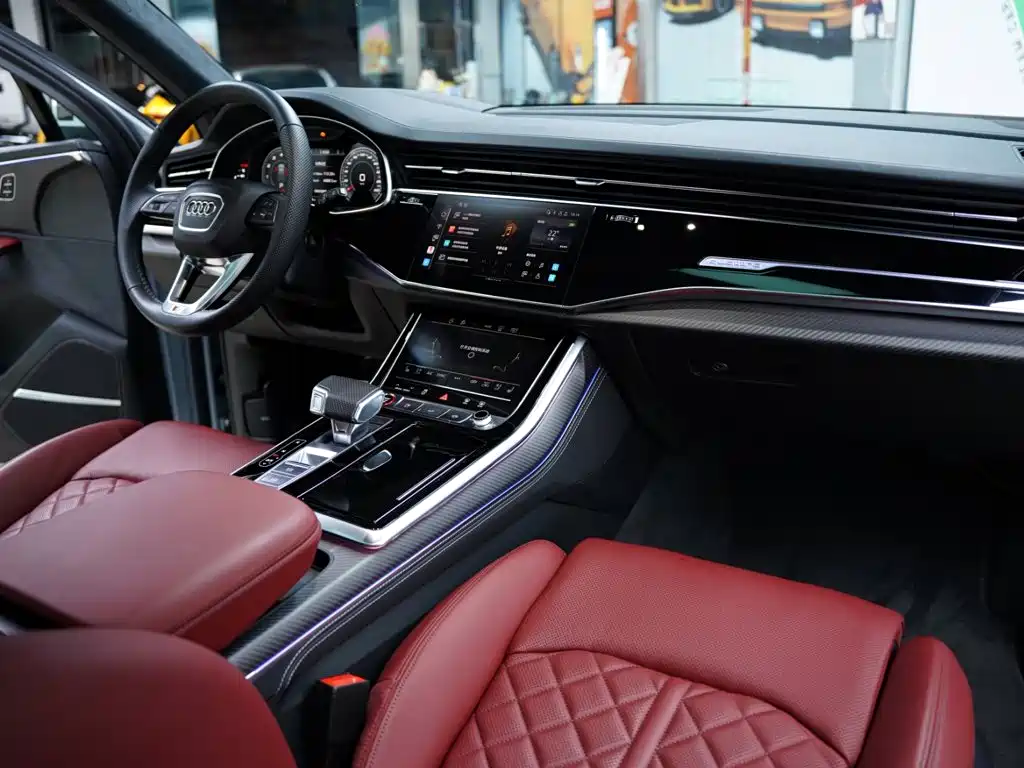 Audi SQ7 2024 — фото 49